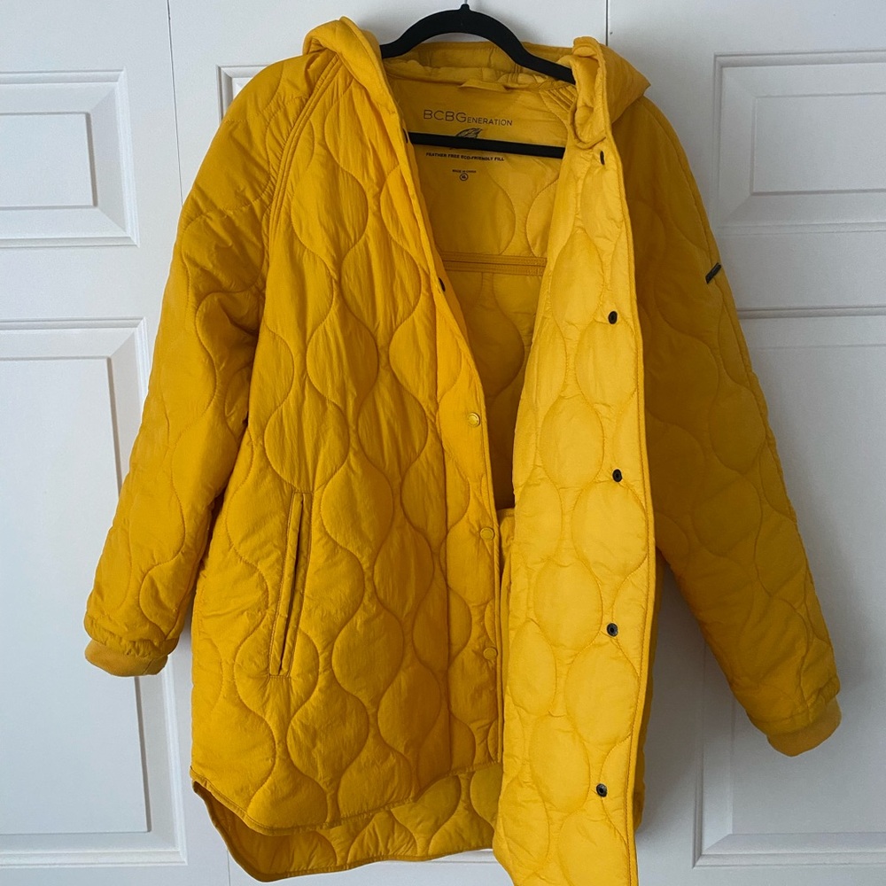 Women’s Yellow Bcbgeneration Lightweight Coat. - image 1